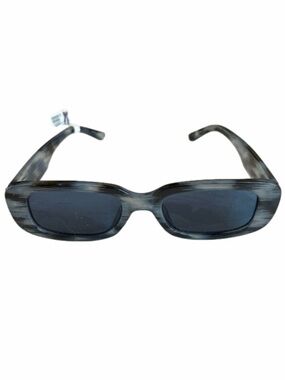 Urban Outfitters Sunglasses Grey Black Transparent Frames Cat Eye NEW